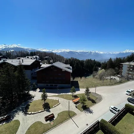 Cosy Rooftop Downtown Crans-Montana With Stunning View And Swimming Pool Exterior photo