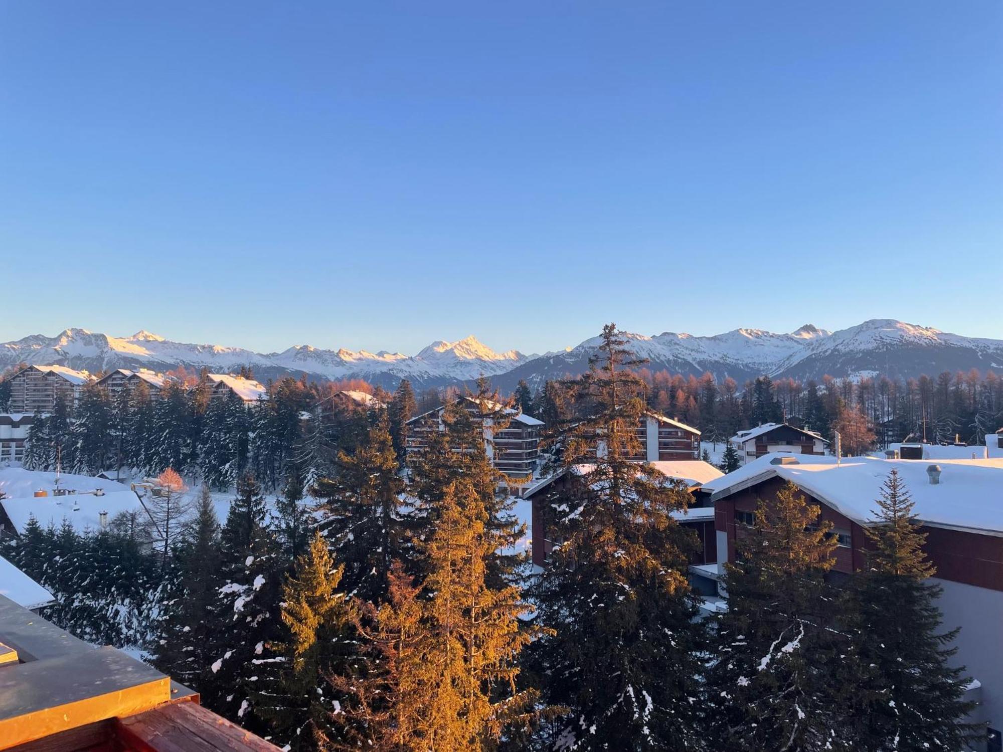 Cosy Rooftop Downtown With Stunning View And Swimming Pool Crans-Montana